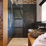 ベッド・アンド・ブレックファスト La Belle Maison