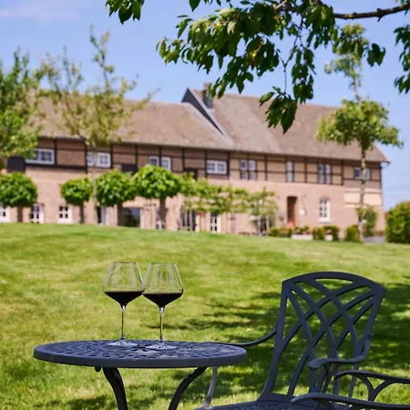 La Belle Maison 3*