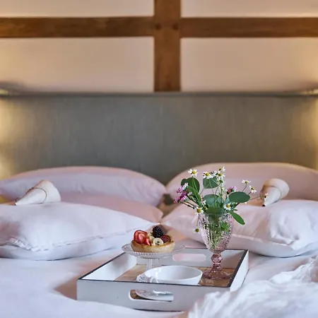 La Belle Maison Couette-café