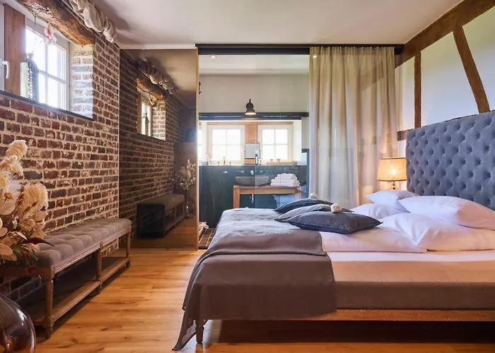 Nocleg ze śniadaniem La Belle Maison 3*