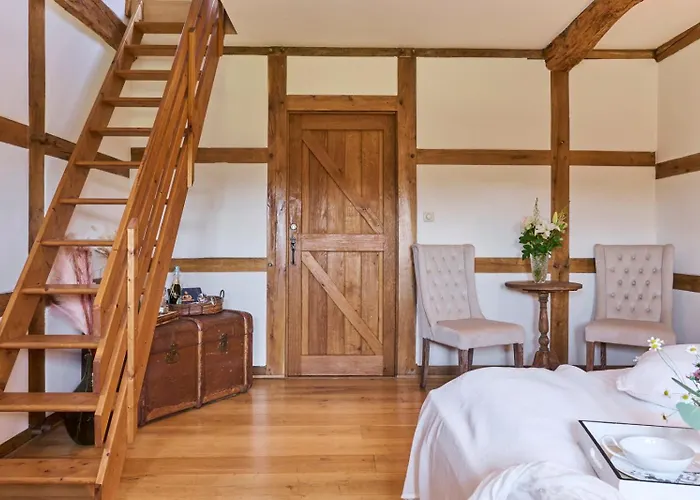 La Belle Maison Nocleg ze śniadaniem 3*